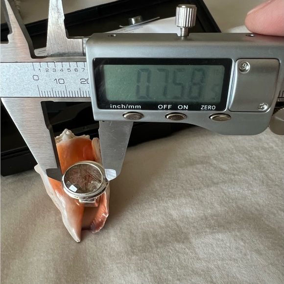 Black Rutilated Quartz ring faceted - Picture 8 of 9